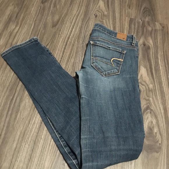 American Eagle stretch Skinny jeans size 2 - Picture 4 of 6